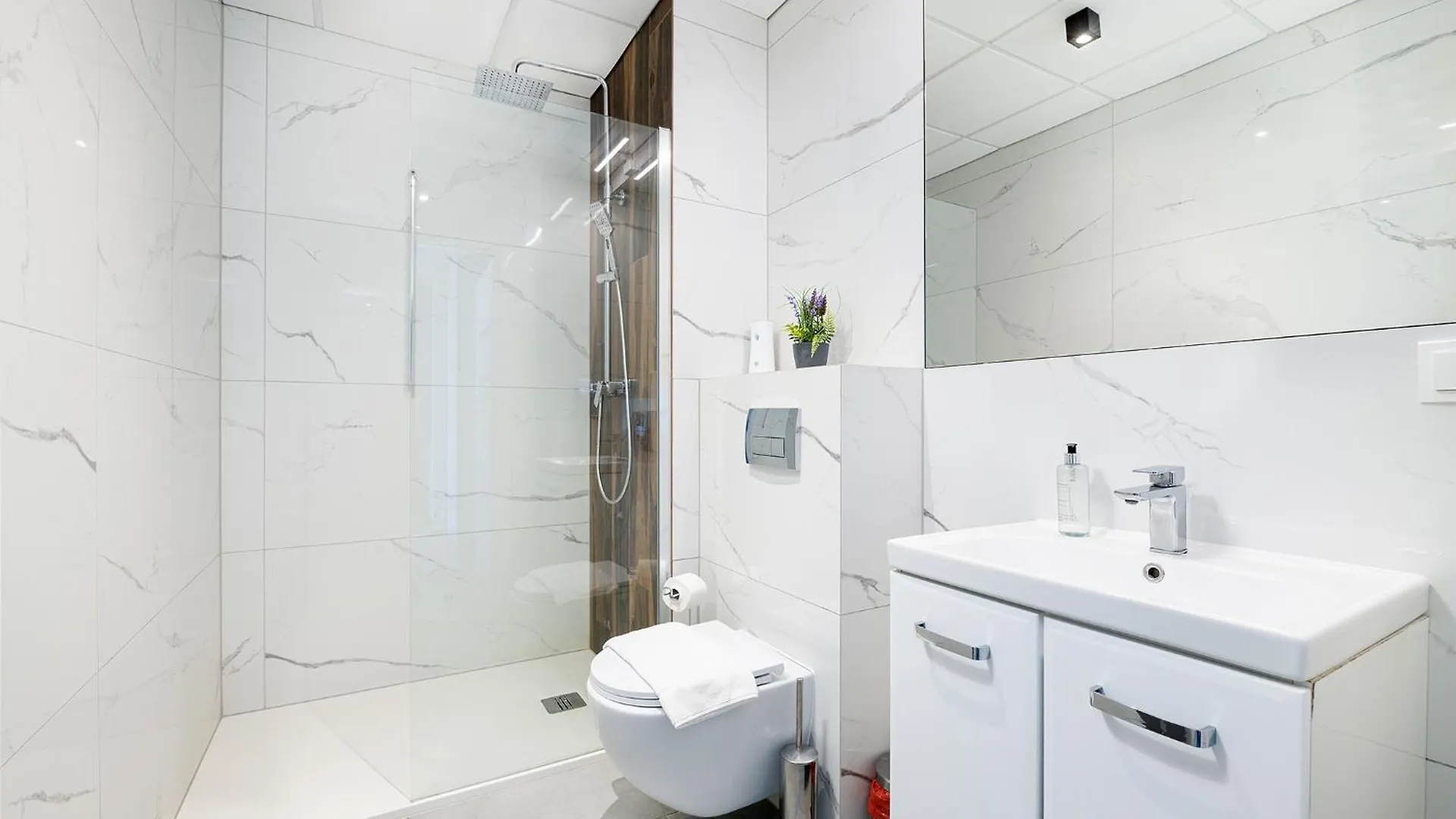 Rentplanet - Apartamenty Kasprzaka Warszawa