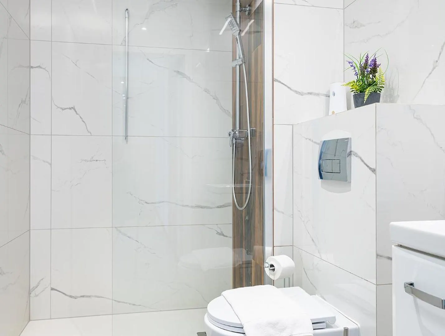 Rentplanet - Apartamenty Kasprzaka Warszawa Polska