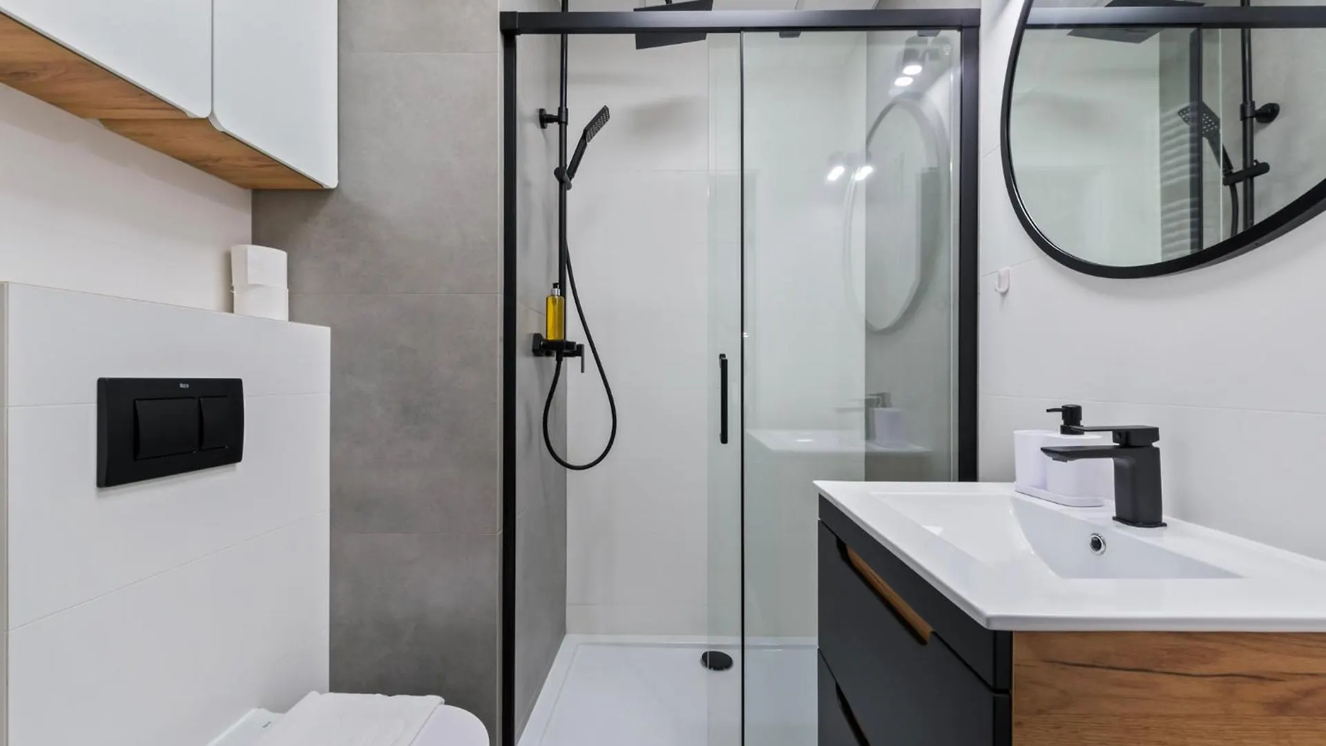 Rentplanet - Apartamenty Kasprzaka Warszawa