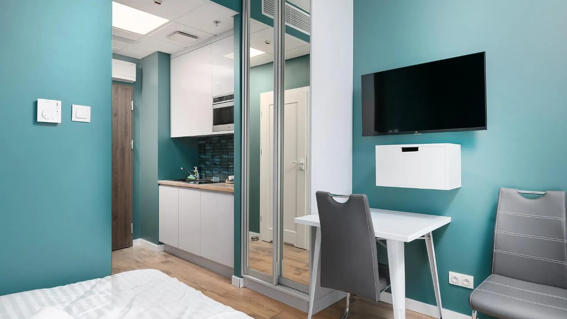 Rentplanet - Apartamenty Kasprzaka Warszawa Polska