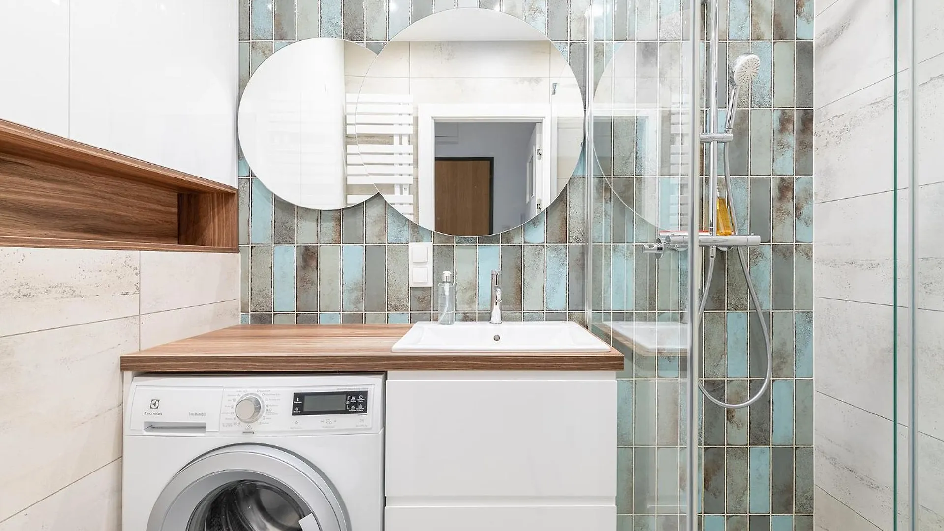 Rentplanet - Apartamenty Kasprzaka Warszawa Polska