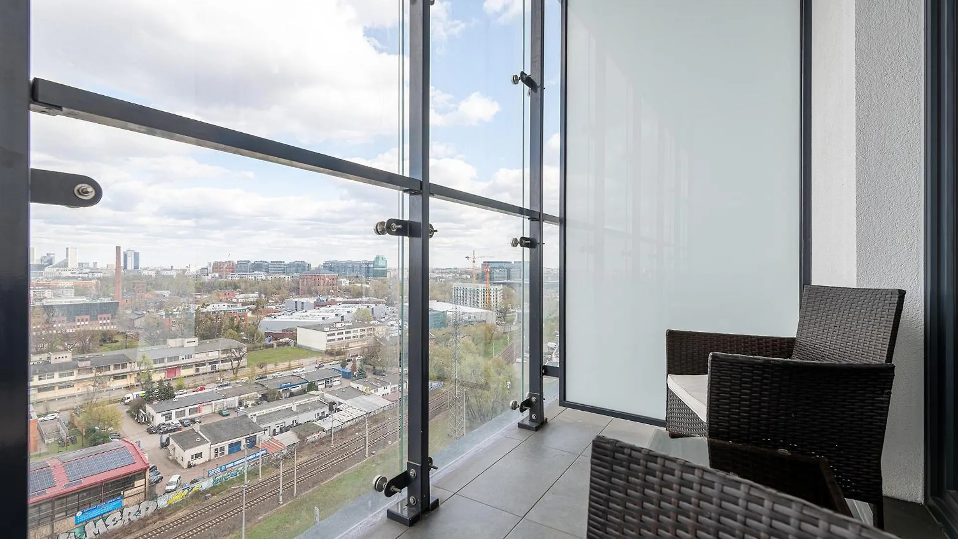 Rentplanet - Apartamenty Kasprzaka Varšava Apartmán