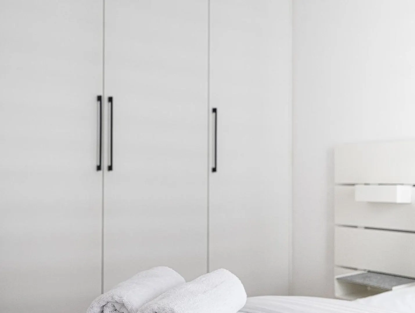 Rentplanet - Apartamenty Kasprzaka Warsaw Apartment